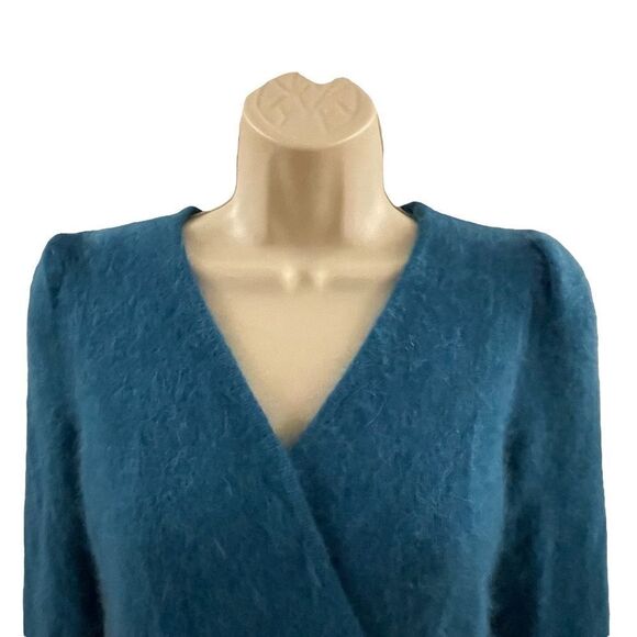 Moda International ~ Turquoise Angora Blend Long Sleeved Sweater ~ size Small - Picture 3 of 9
